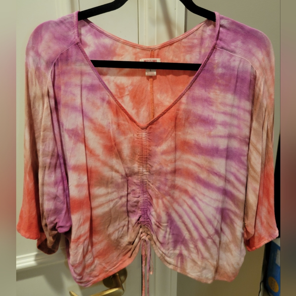 Cinched tye die flowy crop top